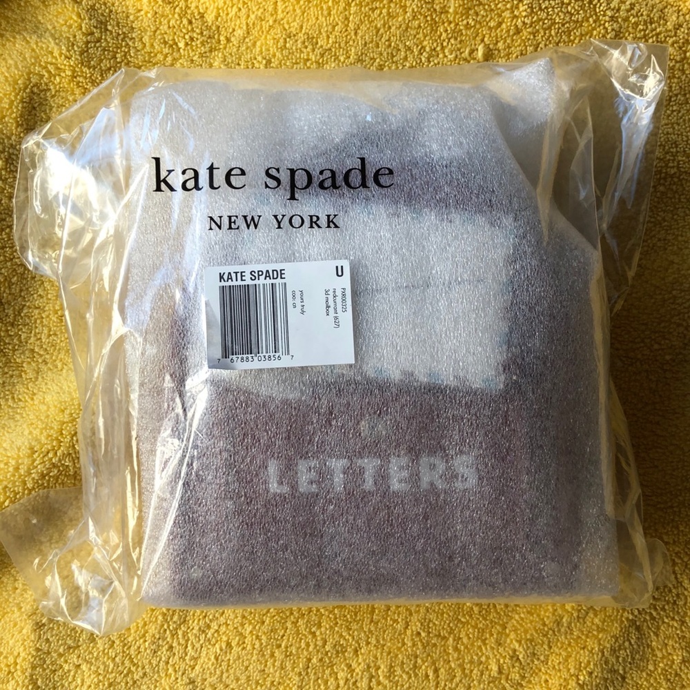 ❤️💖 KATE SPADE YOURS TRULY 3D MAILBOX BAG ❤️💖 NWT ❤️ - Picture 16 of 16